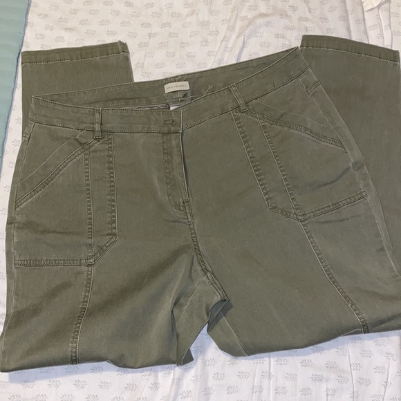 Van Heusen-Women’s Ankle pants - Picture 5 of 9